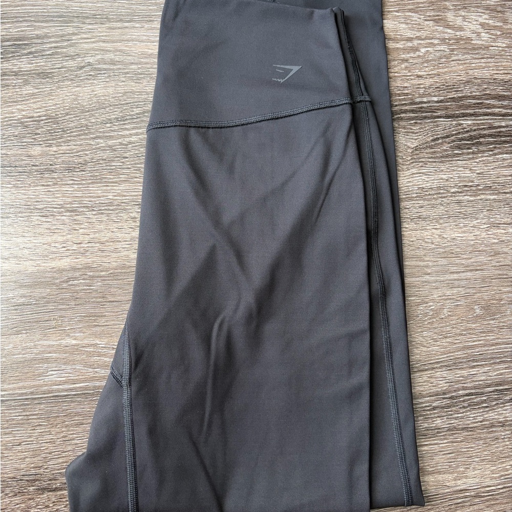 Black Gymshark Elevate Leggings